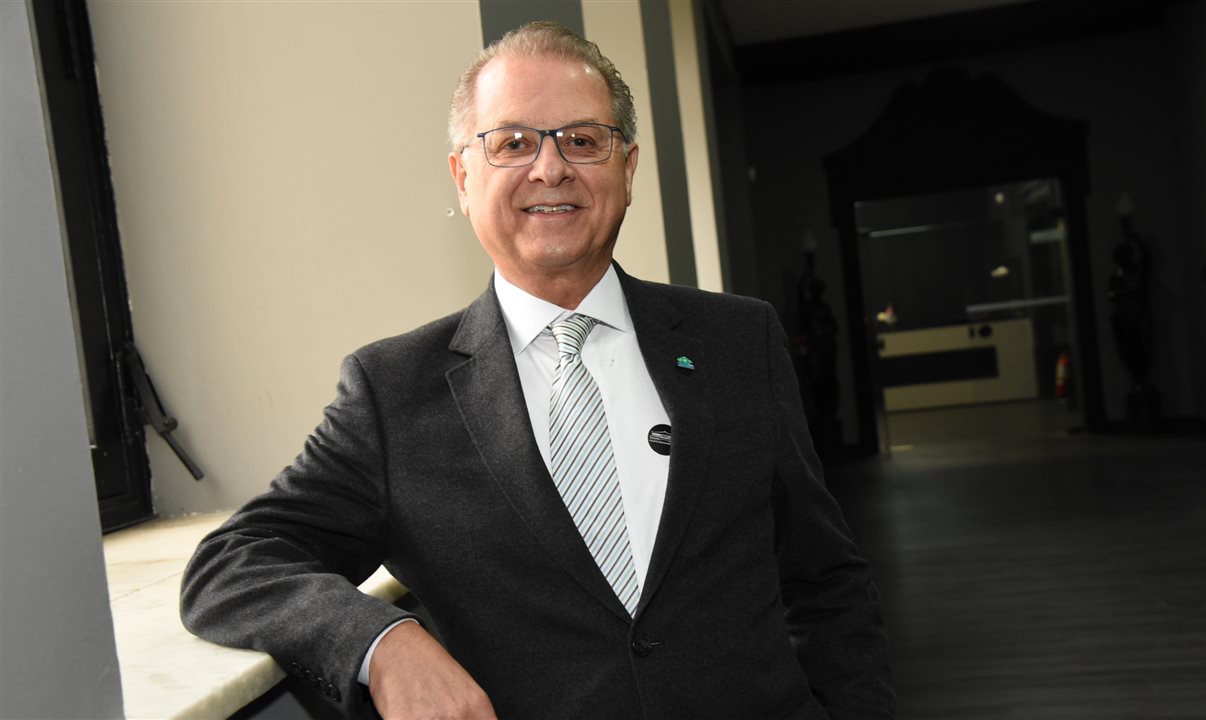 Orlando de Souza é o presidente executivo do Fohb