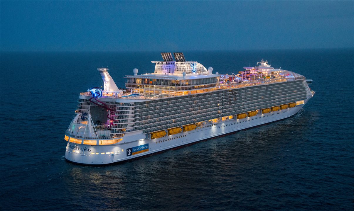 O Symphony of the Seas navegará em roteiros de sete noites no Caribe Oriental e Ocidental saindo de Miami