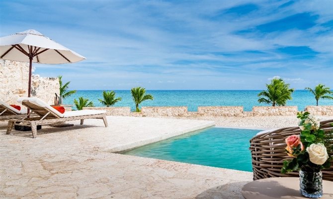 A Playa Hotels & Resorts atualmente opera um portfólio de 22 resorts, o que representa mais de 8,3 mil quartos