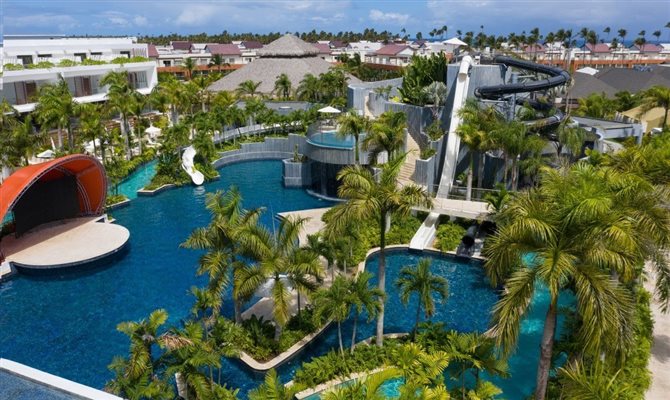 O Dreams Onyx Punta Cana terá um parque aquático com tobogãs, rio lento e bar na piscina