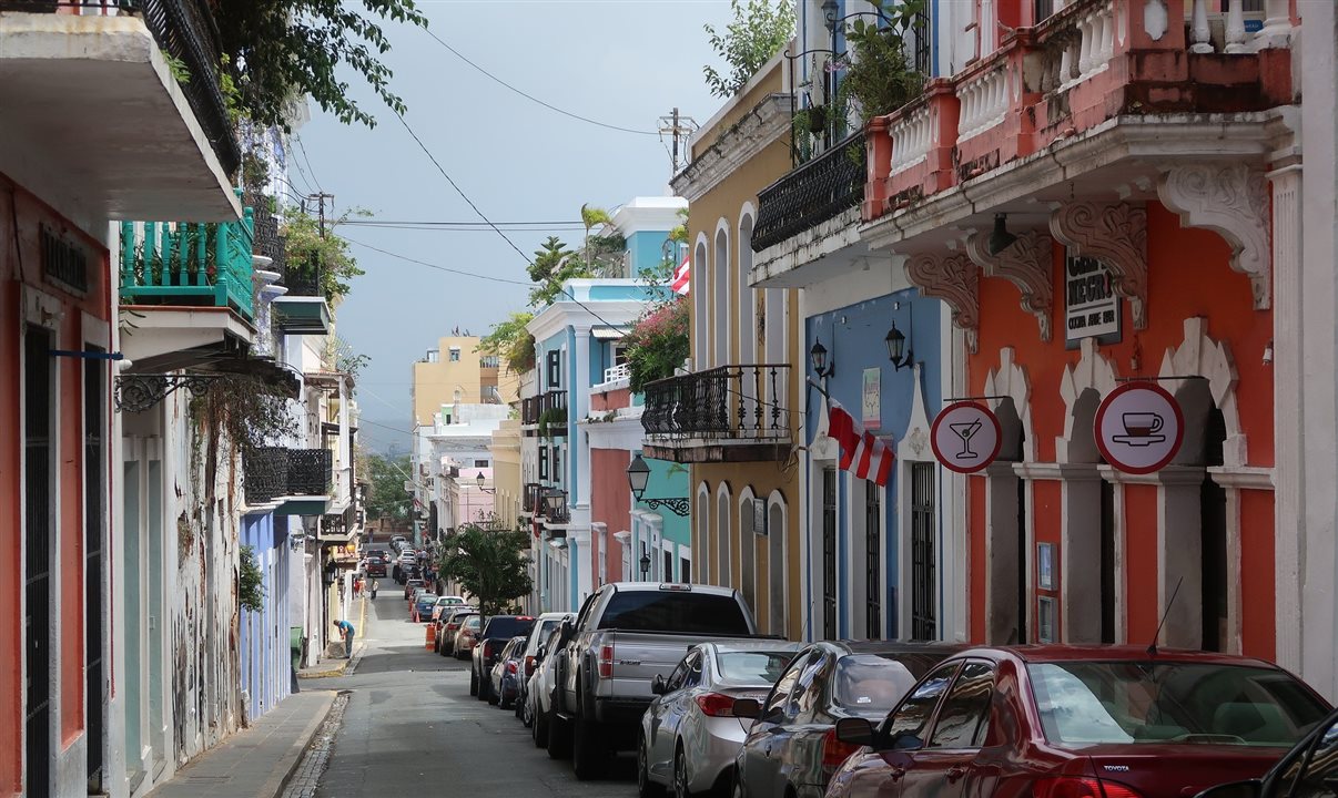 Porto Rico descarta exigência de teste para viajantes vacinados