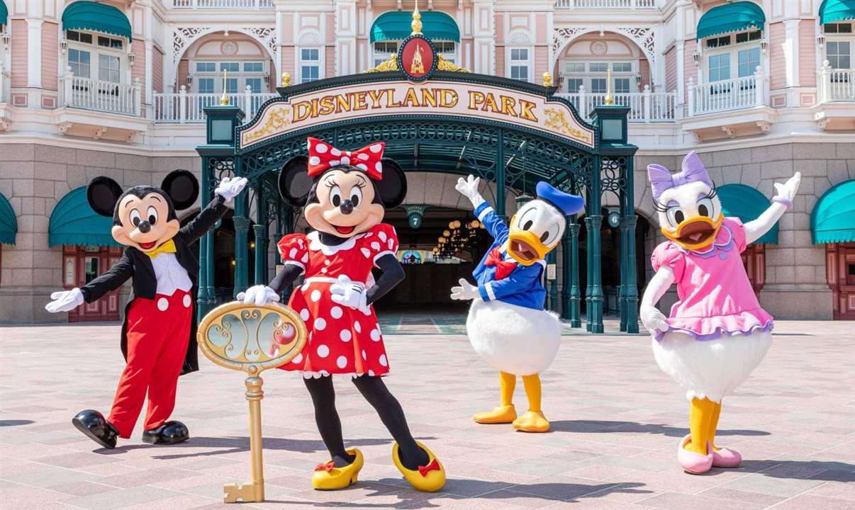 Disneyland Paris reabre com número de visitantes limitado
