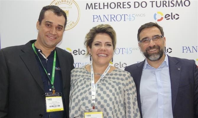 Clayton Araújo, gerente comercial Brasil, Gerusa Pastuch, comercial Brasil Sul, e Alejandro De La Osa, diretor comercial da Europamundo