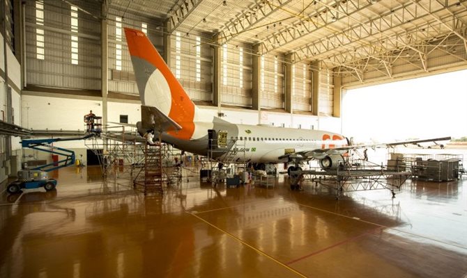 Em 15 anos, a Gol Aerotech soma mais de 7 mil pacotes de manutenção em aeronaves e mais de meio milhão de homens-hora de trabalho por ano