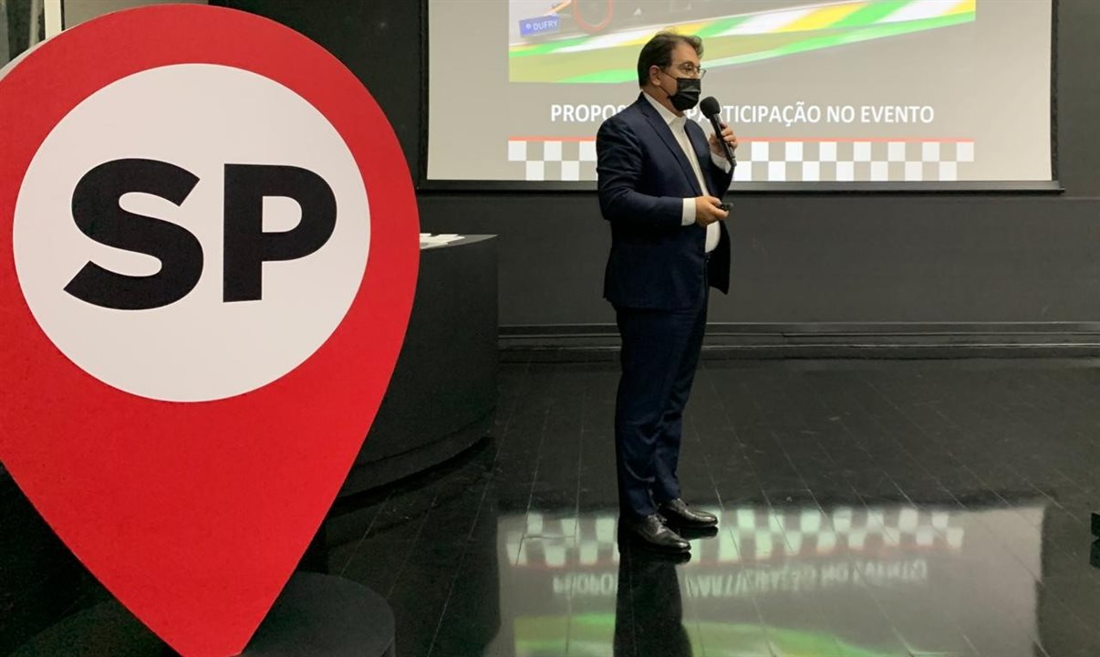 Vinicius Lummerz apresentou a proposta de São Paulo para os patrocinadores