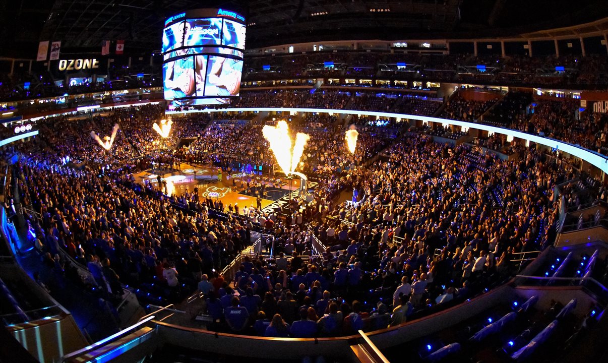 Já em outubro, o Amway Center começa a receber jogos do Orlando Magic para esta temporada 