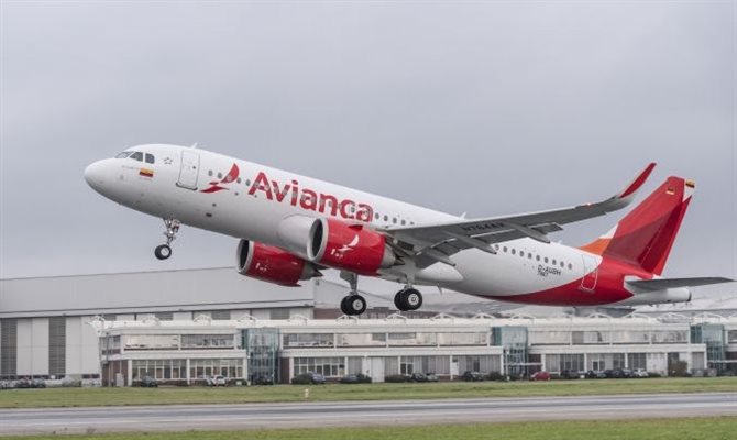 A Avianca Group possui uma frota de mais de 110 aeronaves, é a companhia aérea líder na Colômbia, América Central, Equador