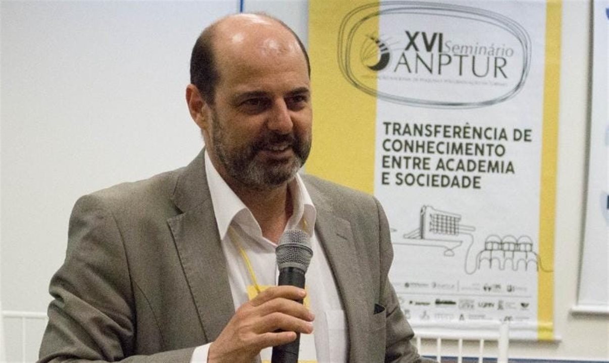 O professor Alexandre Panosso Netto, da Universidade de São Paulo- USP, é o presidente da Anptur