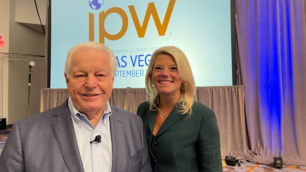 Roger Dow e Tori Emerson Barnes, da US Travel