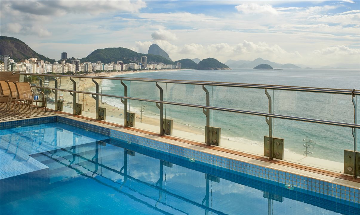 O Grand Mercure Copacabana voltou a atender clientes depois de mais de um ano