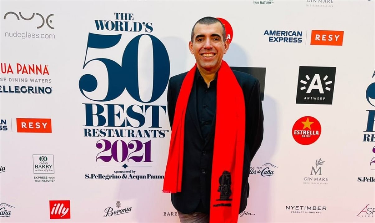 Chef Jefferson Rueda na cerimônia presencial do The World’s 50 Best Restaurants