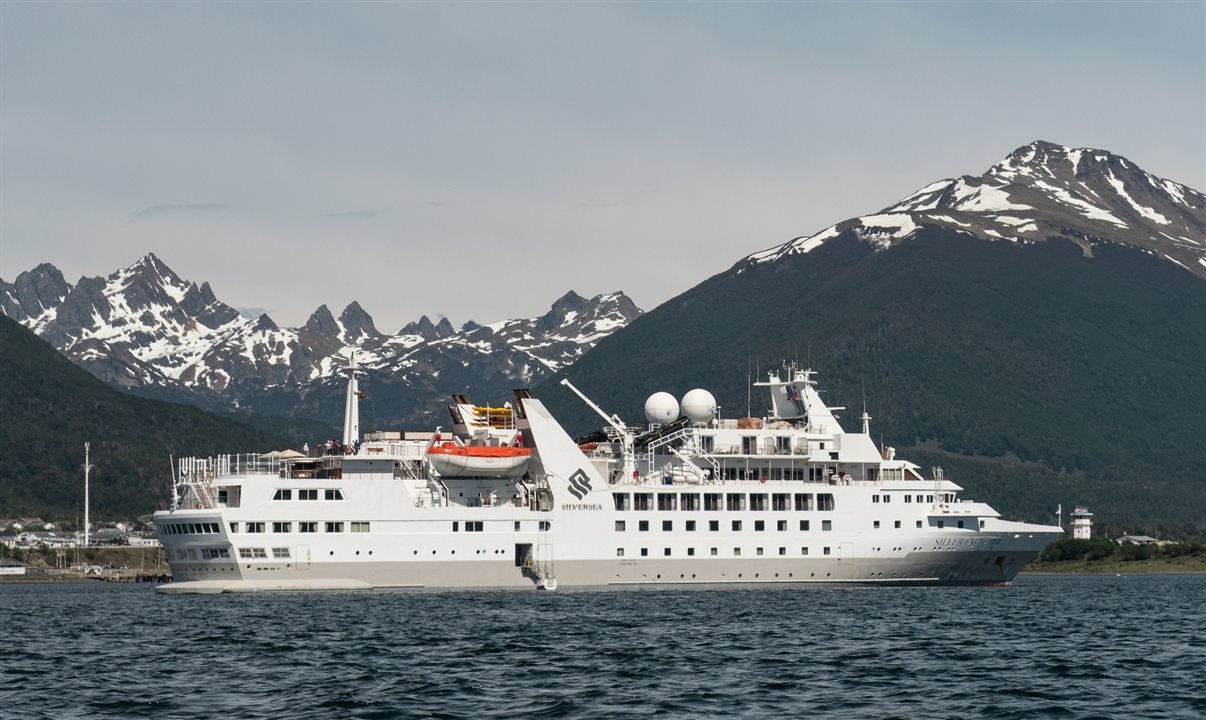 O Silver Explorer da Silversea partiu de Puerto Williams, Chile, em 10 de novembro