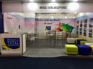 O associado Brasil Total oferece soluções práticas em viagens personalizadas para passageiros