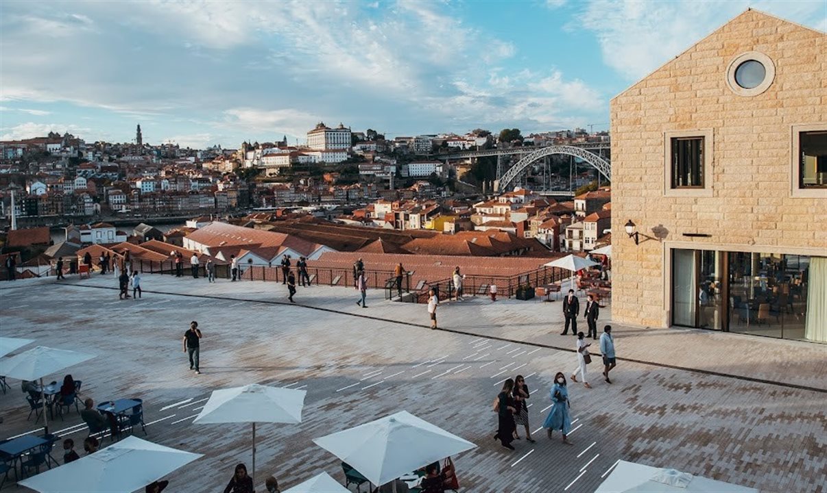 World of Wine Porto possui sete museus, 12 restaurantes e bares, lojas temáticas e uma escola de vinhos