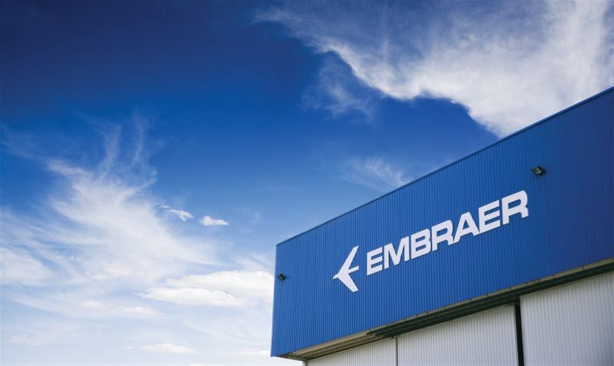 Embraer registrou receita de R$ 22,7 bilhões (US$ 4,2 bilhões) em 2021, em linha com suas estimativas