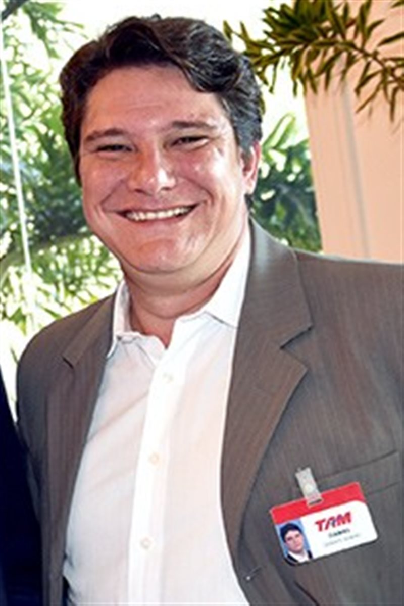 Daniel Cattani, na época em que integrava o comercial da Tam