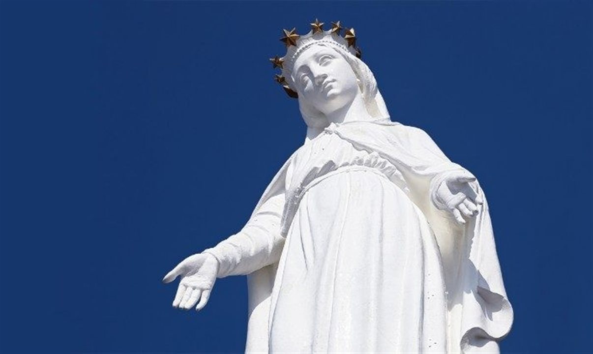 Virgem Maria, em Harissa