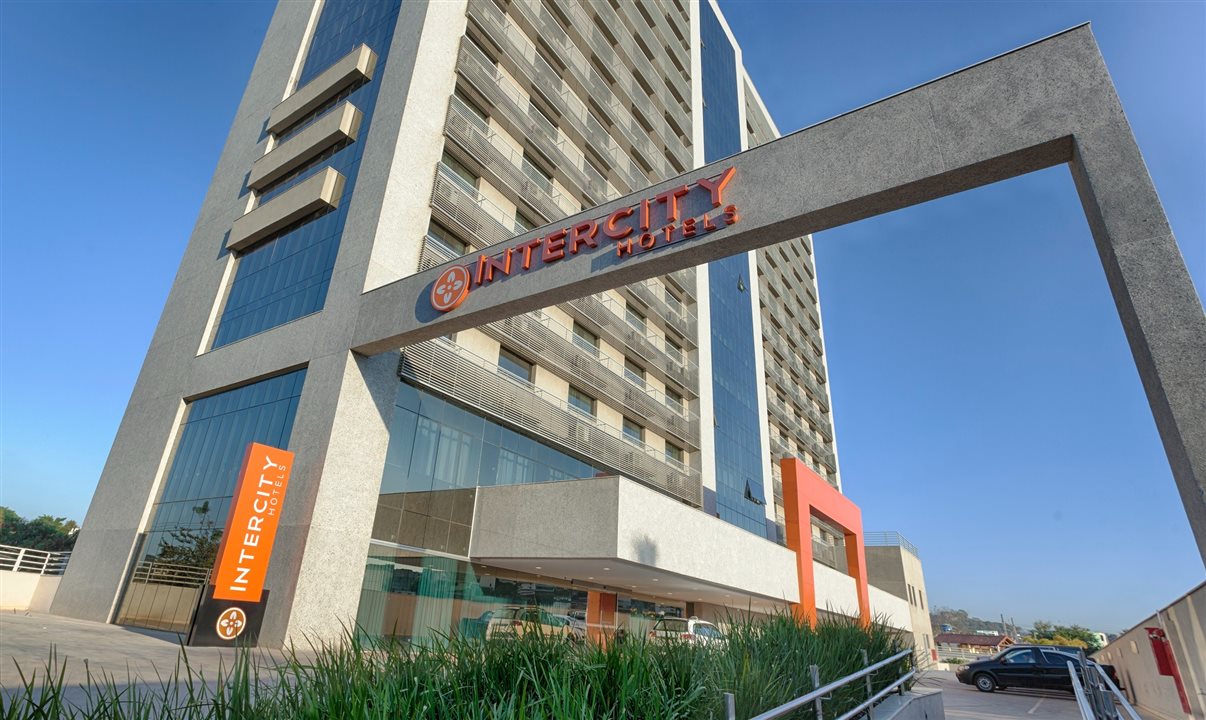 O hotel Intercity BH Expo anunciou que a partir do dia 1º de março irá retomar as atividades