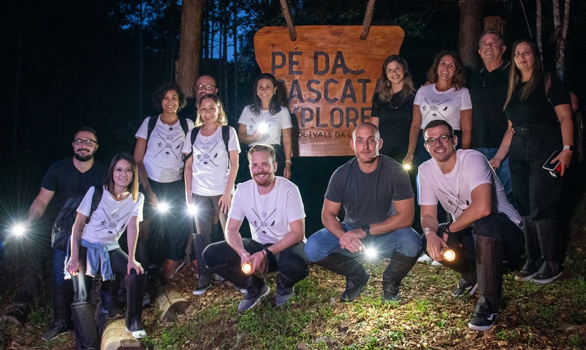 Tour noturno Pé da Cascata Explorer