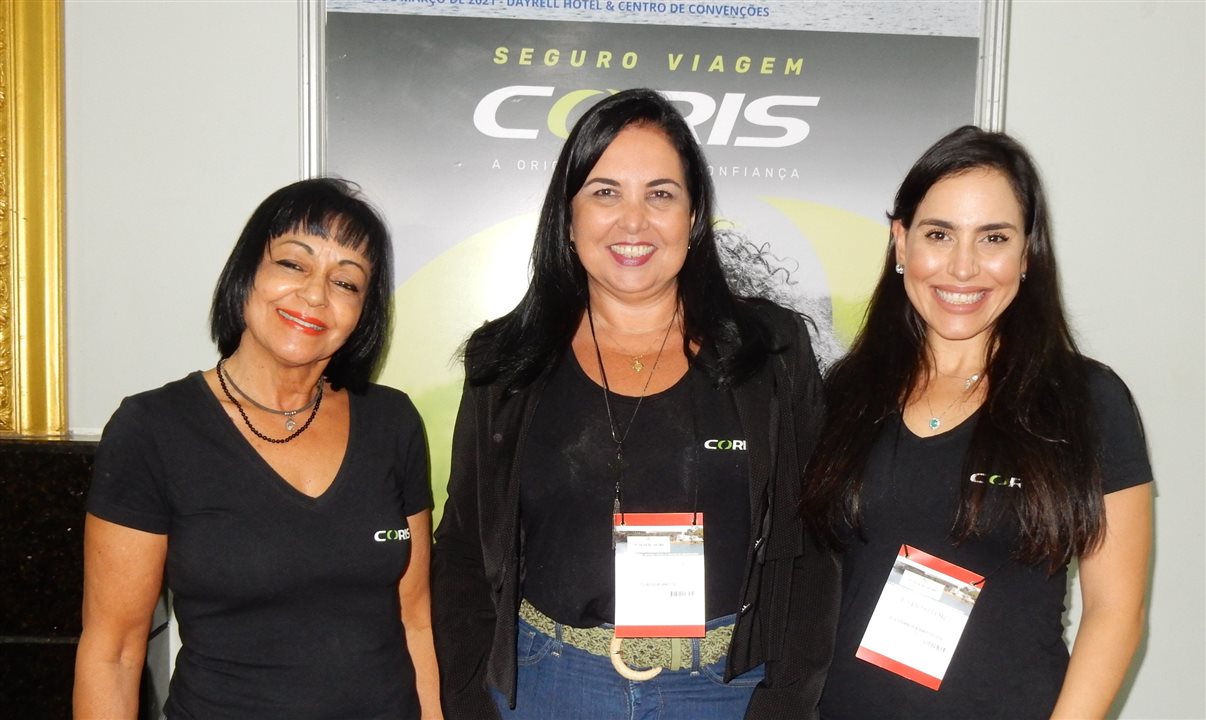 Marilda, Claudia Brito e Alessandra Barcelos, da Coris
