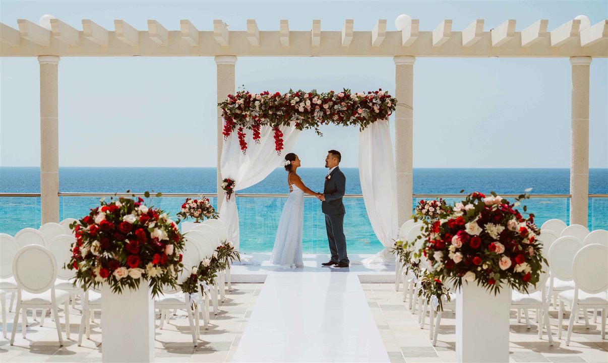 Os noivos que se casam em qualquer um dos resorts recebem amenidades de lua de mel 