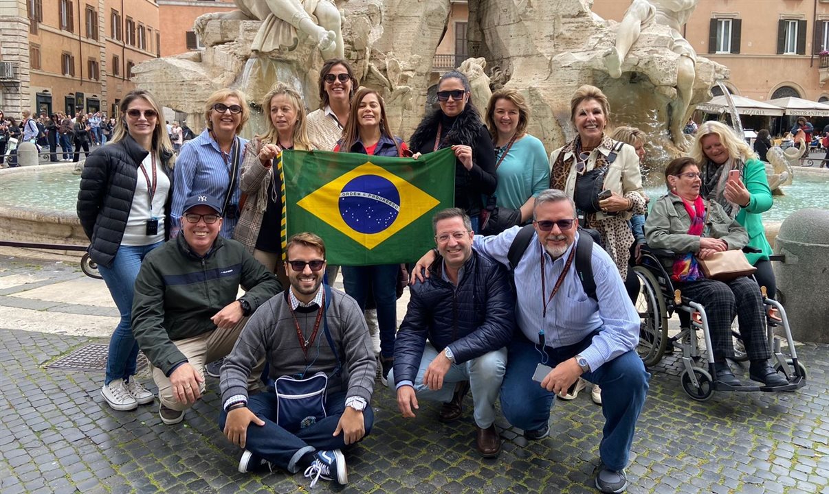 O grupo de dez integrantes do trade no Rio Grande do Sul participou de uma capacitação em Roma e Lisboa