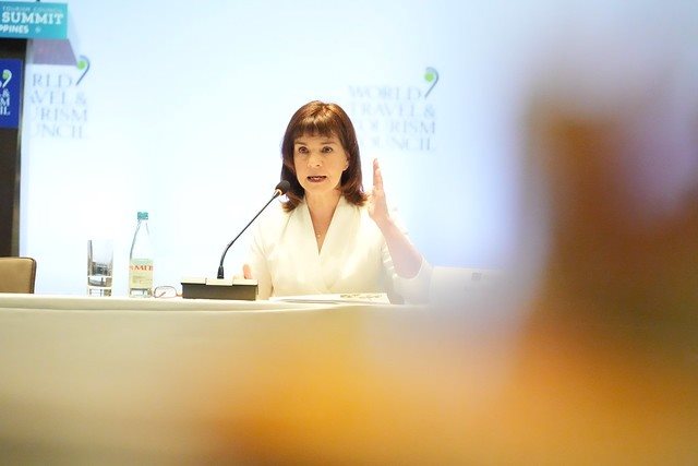 Julia Simpson durante WTTC Global Summit 2022