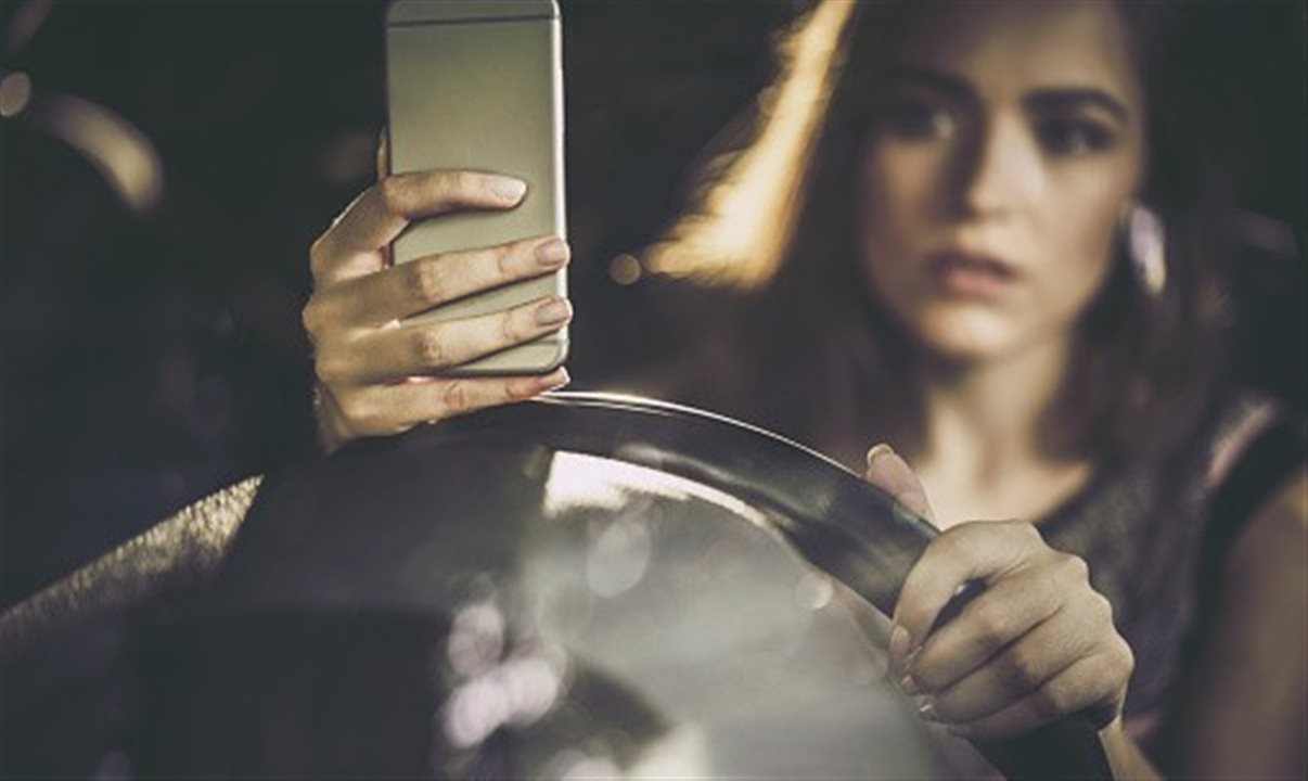 A campanha da locadora visa alertar os motoristas para os cuidados no volante