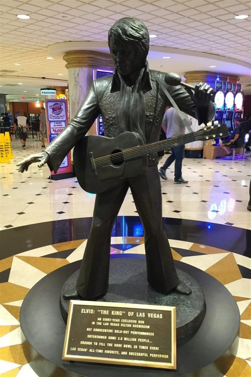 Estátua de Elvis Presley no Westgate Las Vegas