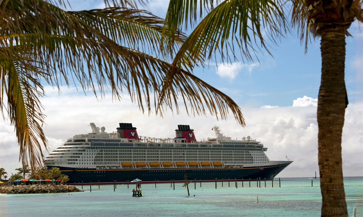 Disney Cruise Line celebra verão nos EUA de 2023 com aventuras para toda a família no Alasca, Europa, Bahamas e Caribe   