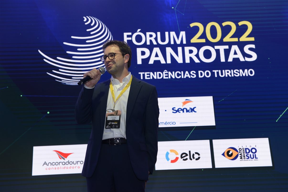 Celso Ferrer, novo CEO da Gol Linhas Aéreas, durante o Fórum PANROTAS 2022