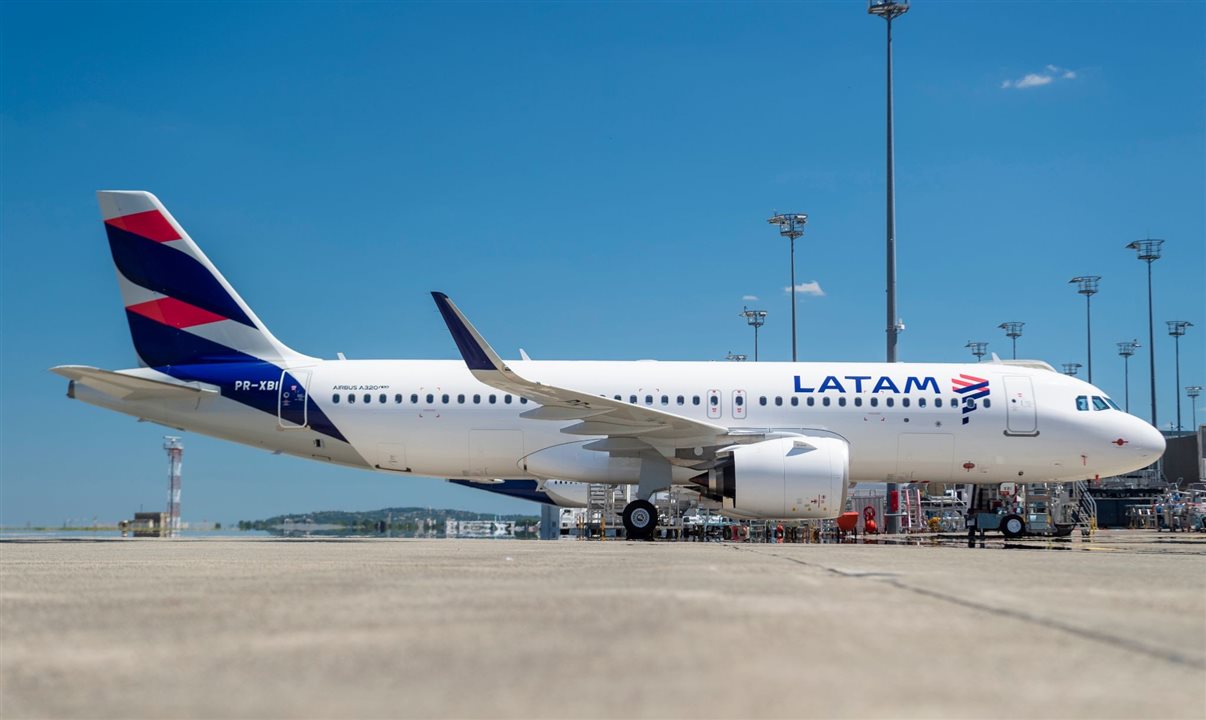 A sétima aeronave Airbus A320neo (matrícula PR-XBI) da Latam Brasil já está no hangar da companhia localizado no aeroporto de Congonhas, em São Paulo (SP)