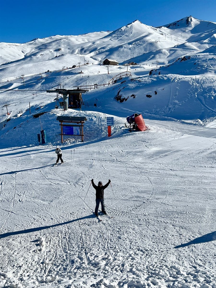 Há inclinações e equipamentos para todos os níveis de esquiadores no Valle Nevado, do básico ao avançado