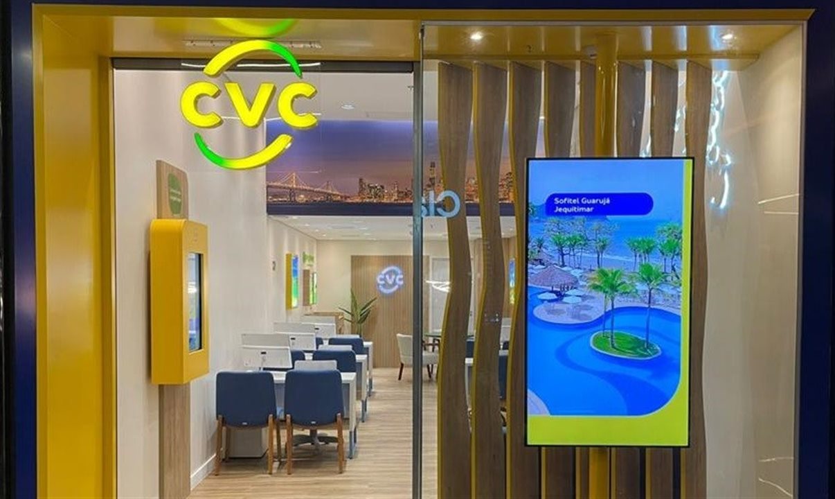 Fachada da nova loja conceito da CVC em Brasília