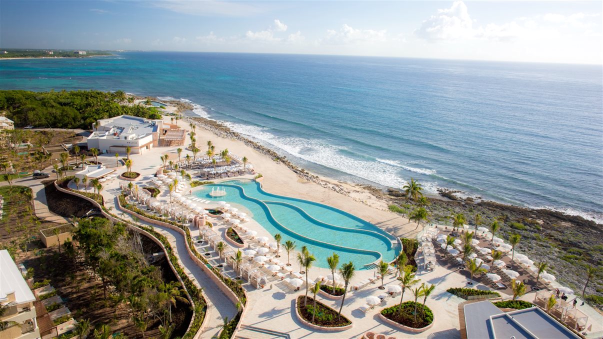 TRS Yucatan Hotel, da marca do Palladium só para adultos, é um dos resorts envolvidos no negócio