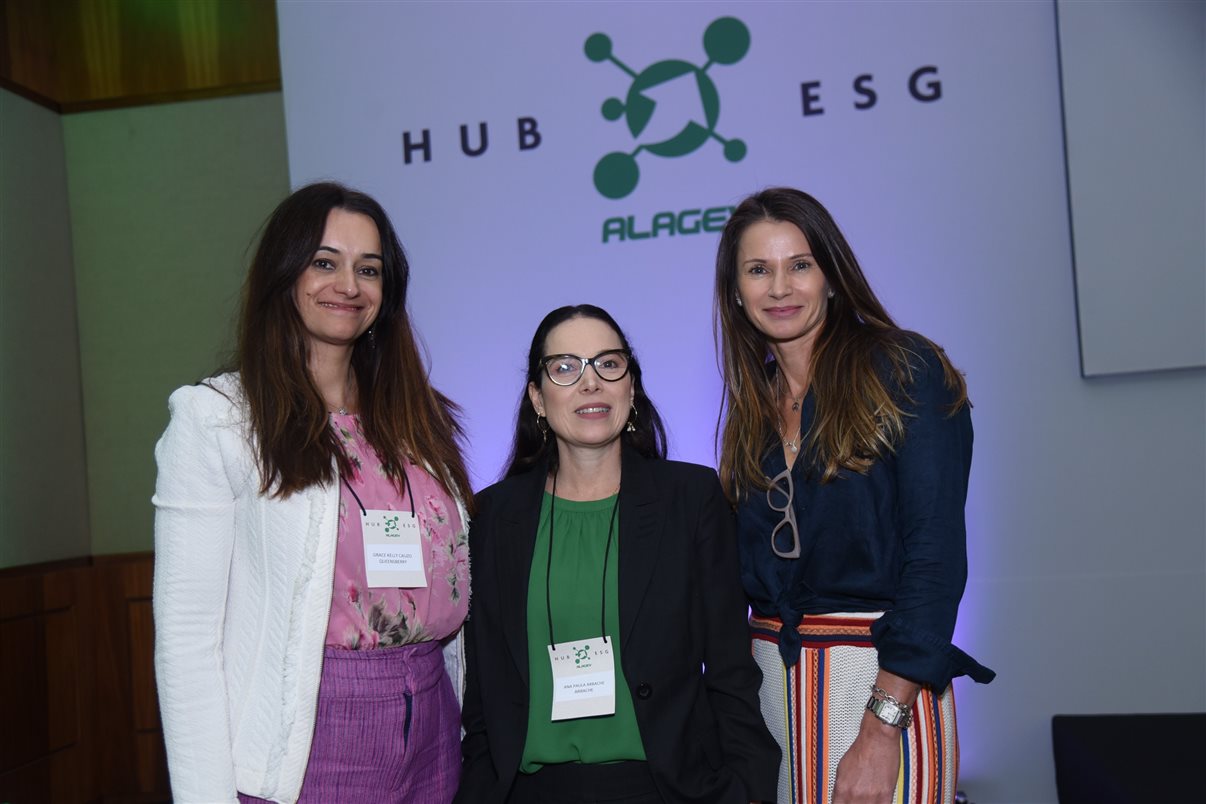 Grace Kelly Cauzo, da Queensberry, Ana Paula Arbache, da Arbache Innovations, e Giovana Jannuzzelli, da Alagev