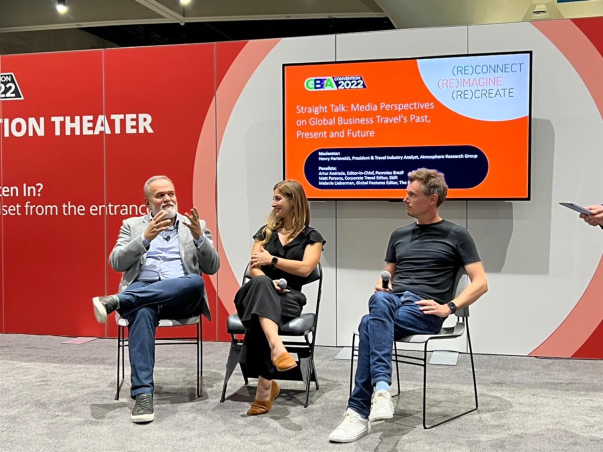 O editor-chefe da PANROTAS, Artur Luiz Andrade, participa de painel com Melanie Lieberman, do portal The Points Guy, e com o editor de viagens corporativas do Skift, Matthew Parsons