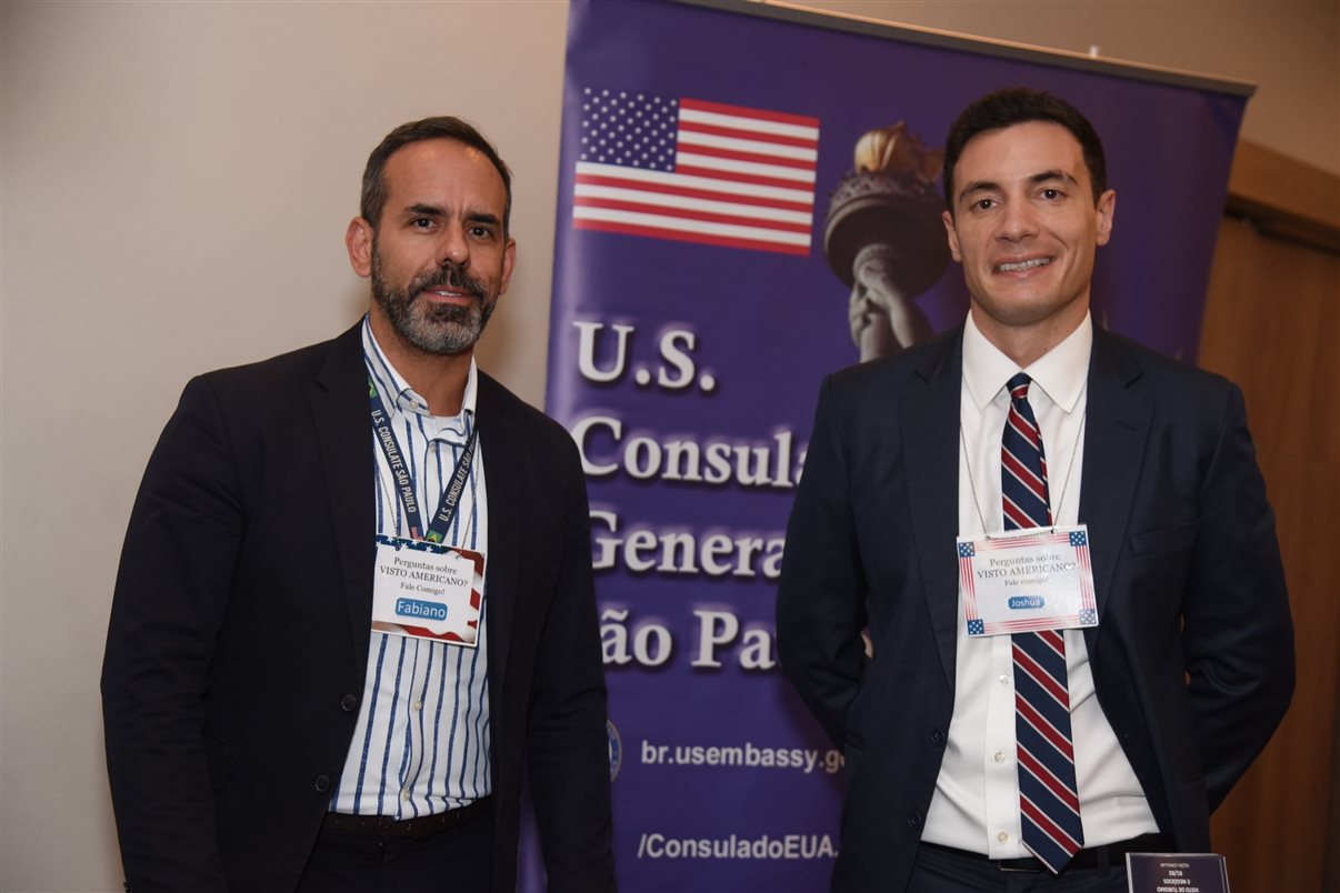 Fabiano e Joshua, do Consulado dos EUA no Brasil