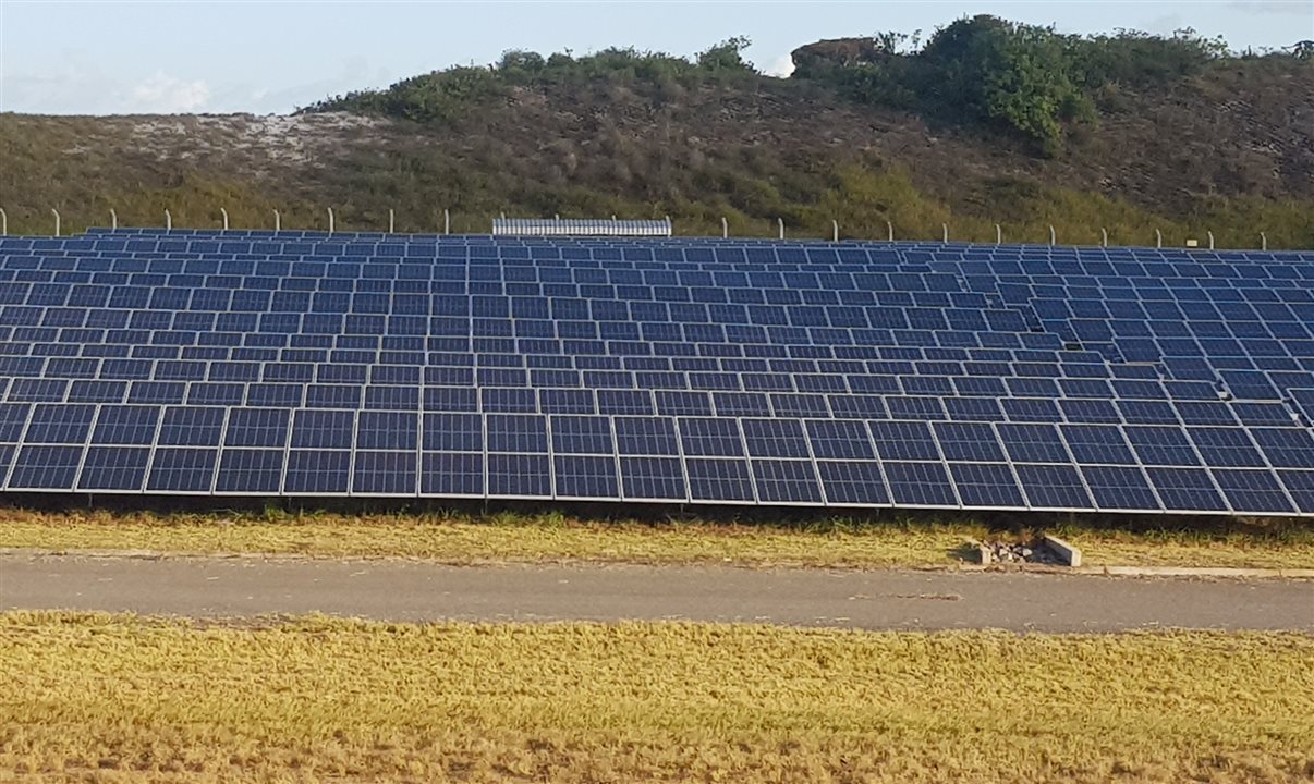 Usina fotovoltaica do Aeroporto de Salvador 