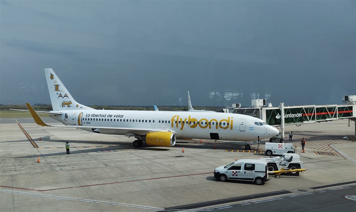 Flybondi no aeroporto de Ezeiza, Buenos Aires