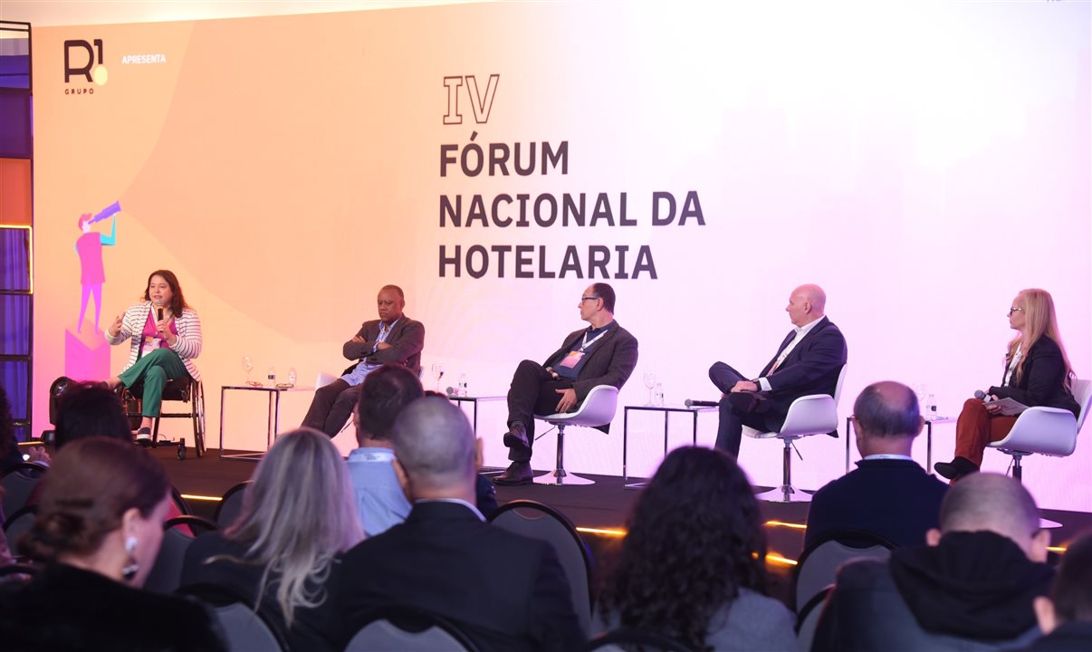 Quarta edição do Fórum Nacional de Hotelaria conta com palestras e debates