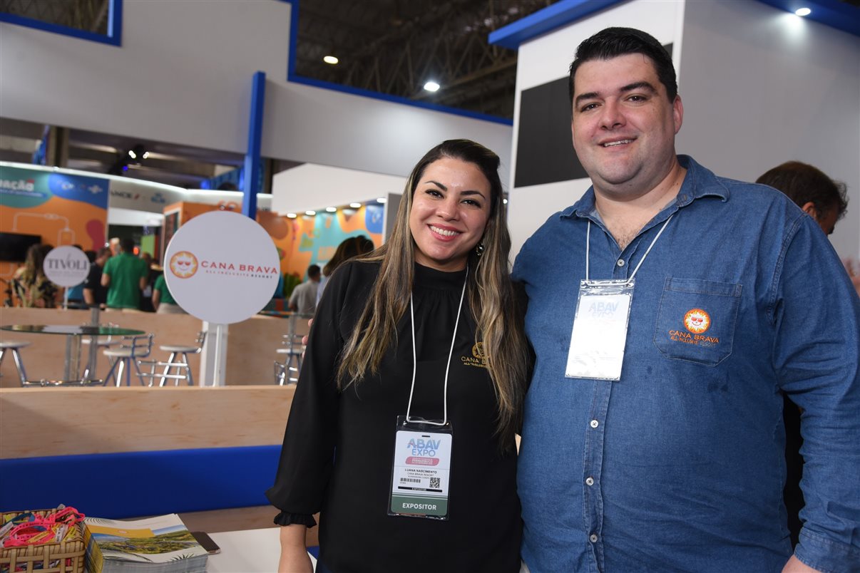 Luana Nascimento e Humberto Capelin