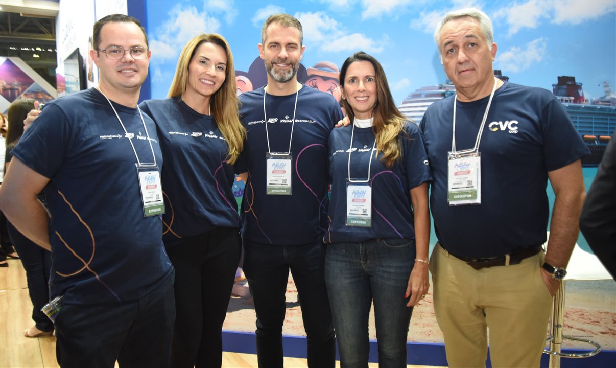 Fabio Belém, Viviane Marques, Marvio Mansur, Claudia Pinheiro e Sylvio Ferraz