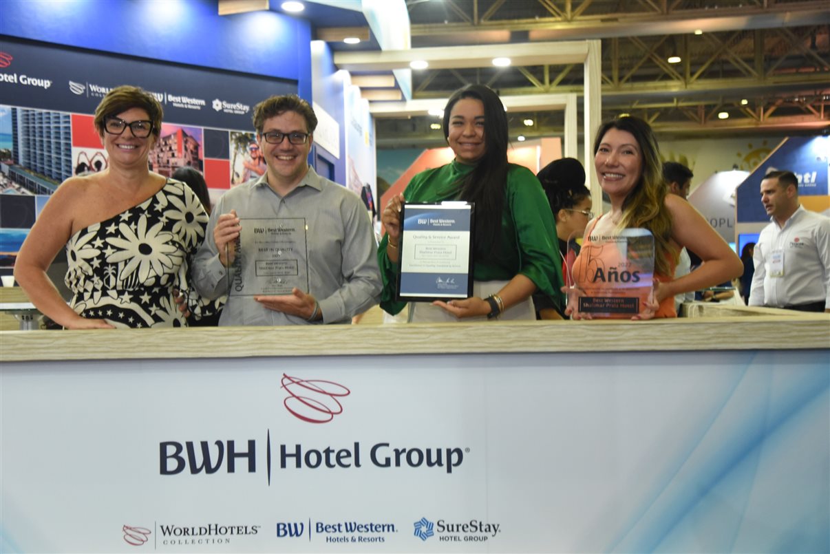 Viviane Amadei, Matt Teixeira, Caroline Ribeiro e Karen Schmidt, do BWH Hotel Group