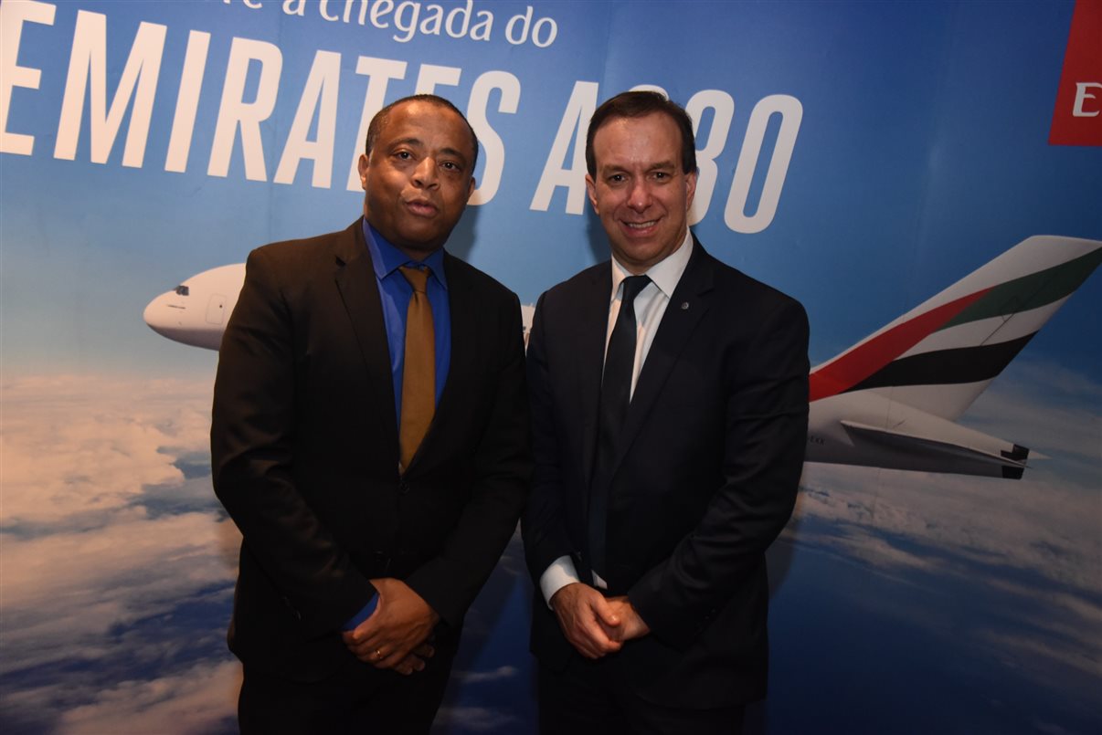 Stephane Perard, diretor geral da Emirates no Brasil, e Adrian Ursilli, diretor da MSC Cruzeiros no Brasil