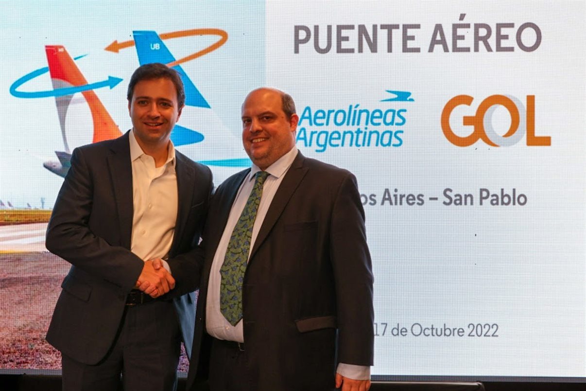 Celso Ferrer, CEO da Gol, e Pablo Ceriani, CEO da Aerolíneas Argentinas
