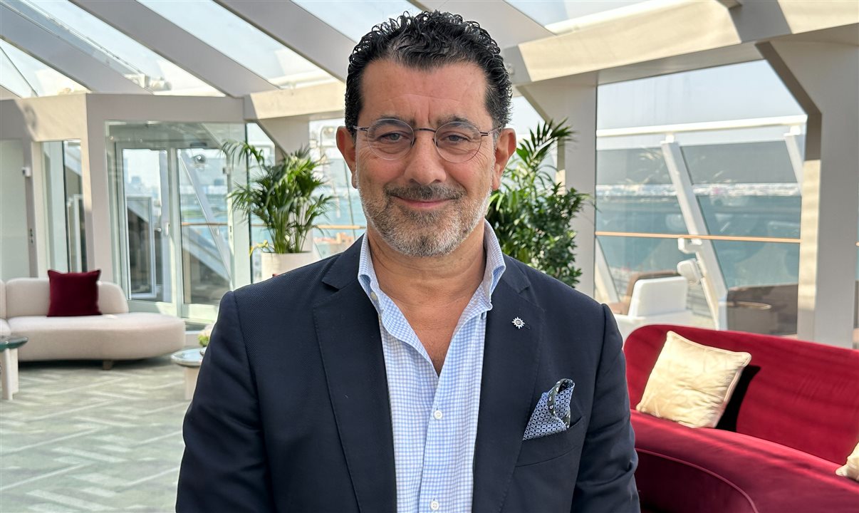 Gianni Onorato, CEO da MSC Cruzeiros, no lounge do Yacht Club