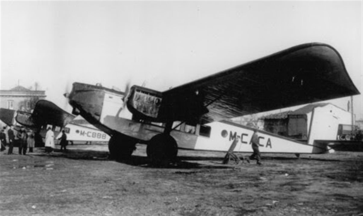 A companhia aérea realizou seu primeiro voo em 14 de dezembro de 1927