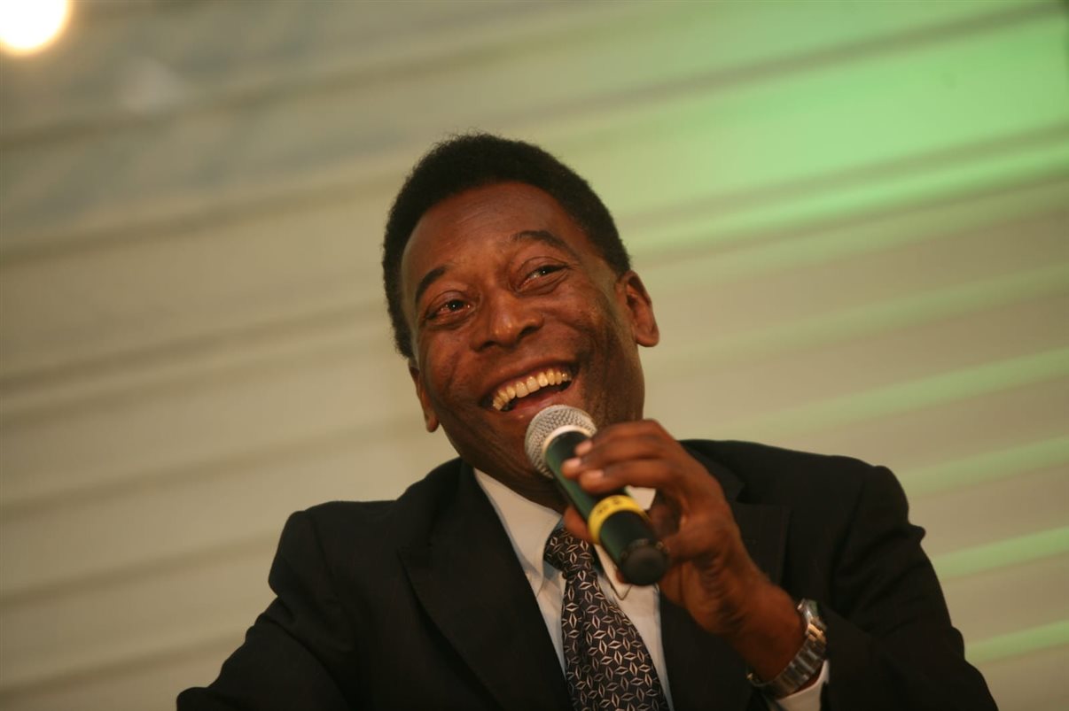 Edson Arantes do Nascimento, o Pelé, foi considerado o maior atleta do Século XX