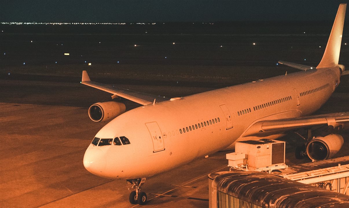 Operado pelo Airbus A340-313, o voo chegou a Alagoas com a lotação máxima e pousou no Aeroporto Zumbi dos Palmares às 17h